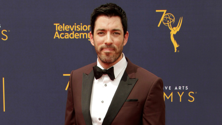 jonathan scott smiling