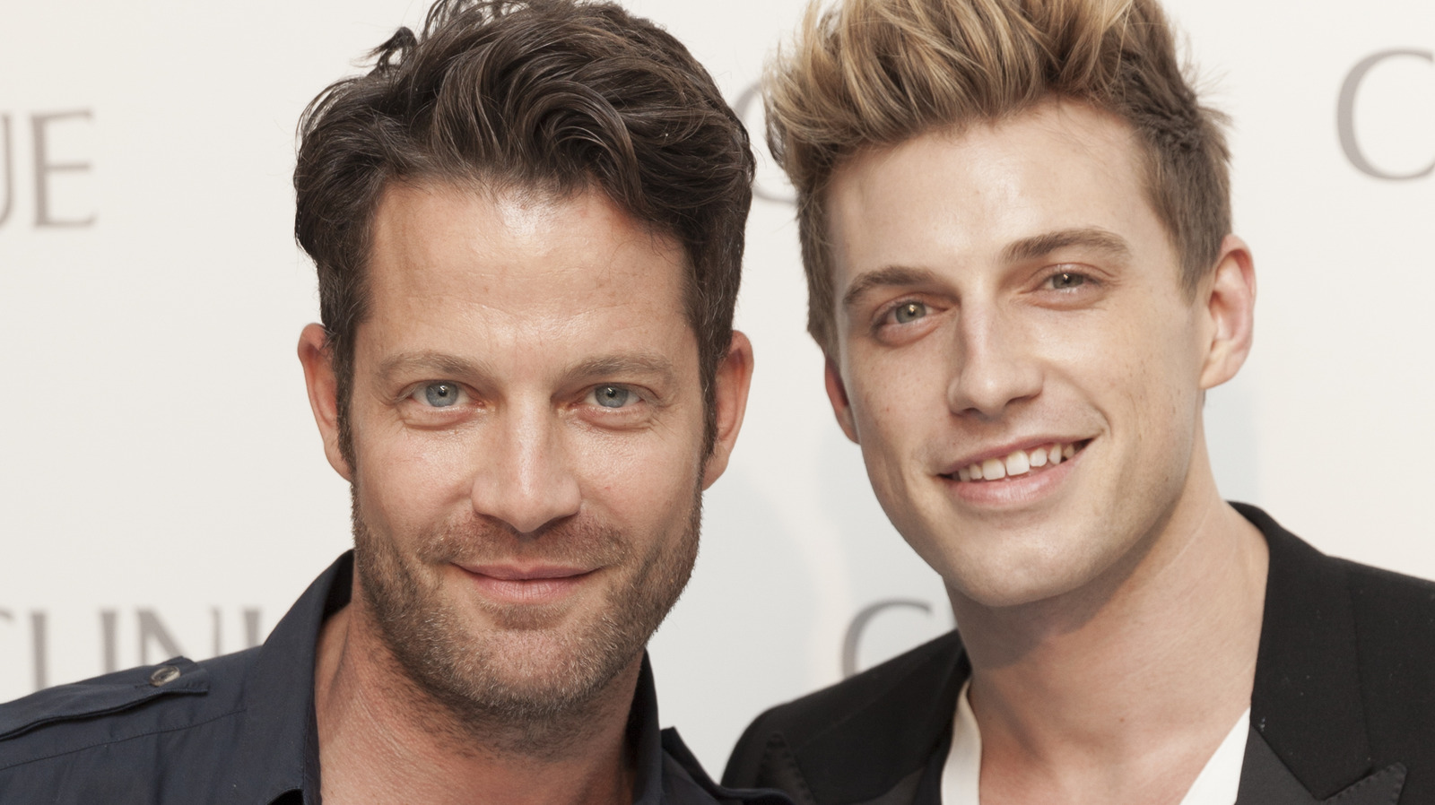 https://www.housedigest.com/img/gallery/hgtvs-nate-berkus-and-jeremiah-brent-prove-small-home-updates-yield-big-results/l-intro-1679688404.jpg