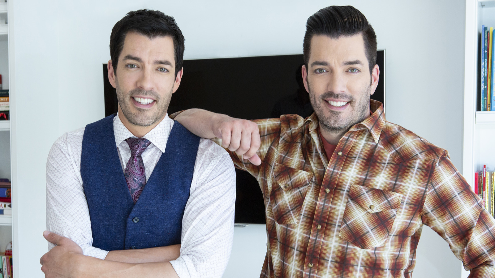 HGTV's Property Brothers Show Us The Perfect Way To Mix Textures In The ...