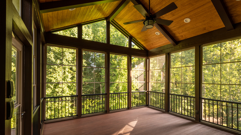 screened in porch