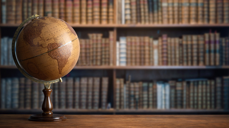 Globe in library 