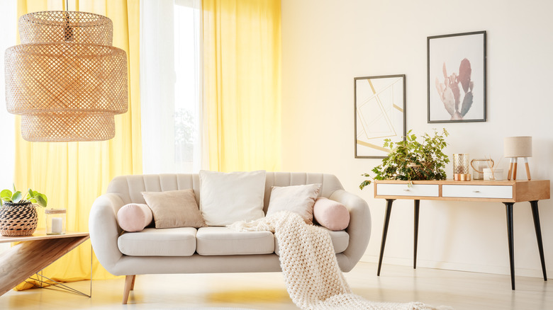 Yellow curtains in a living room 