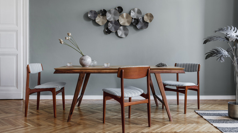 formal dining room