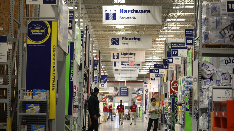 Flooring sign in Lowe's store