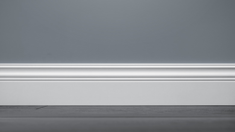 Baseboard with decorative molding