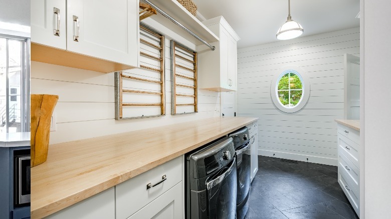 Large well-ventilated laundry room 