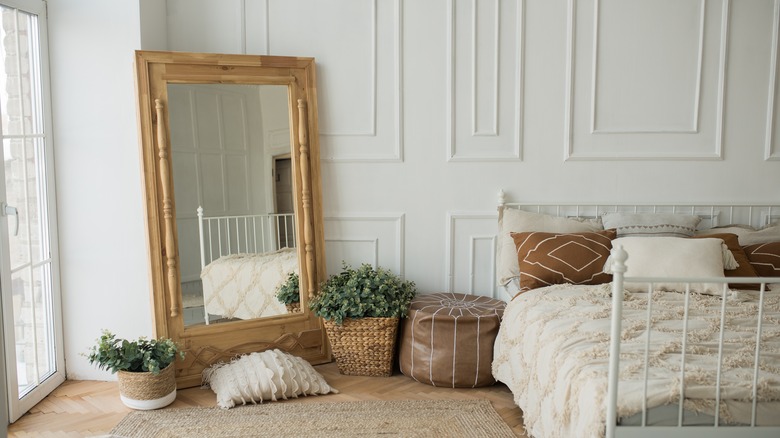 boho minimalist bedroom 