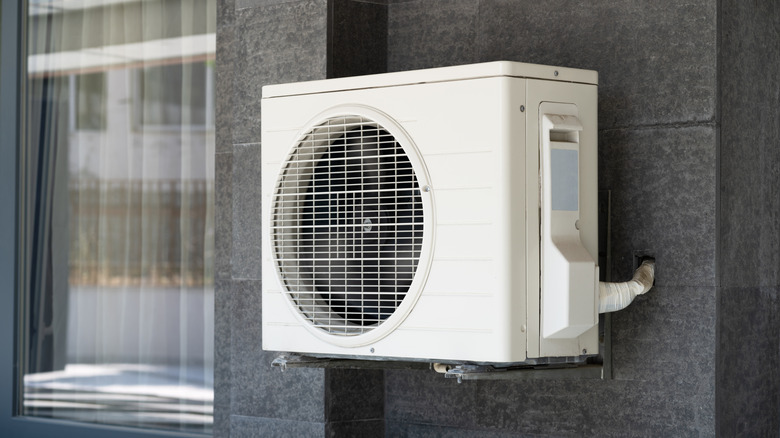 Wall mounted outdoor AC unit