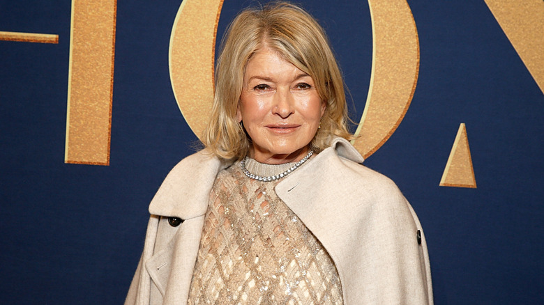 Martha Stewart posing on the red carpet