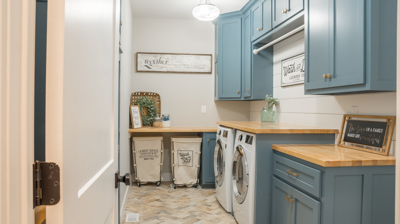 How Much Does It Cost To Build A Laundry Room From Scratch?