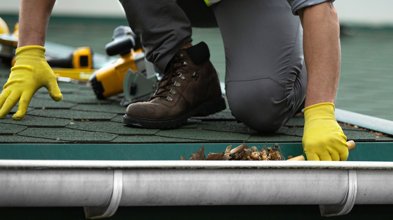 The Best Gutter Cleaners of 2024 - Tested by Bob Vila