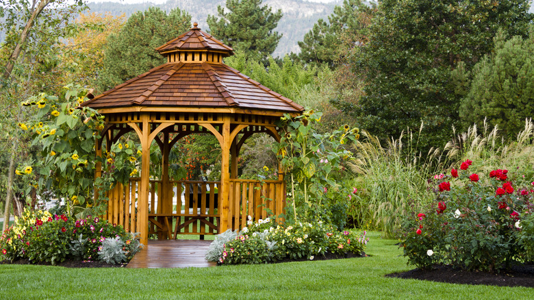 gazebo with landscaping 