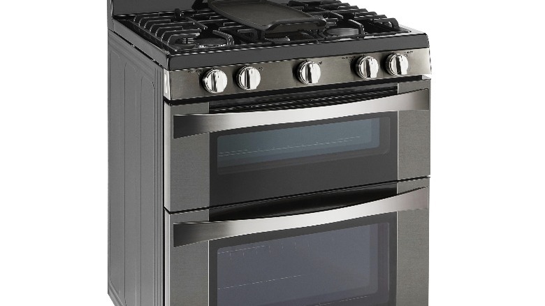 Double oven freestanding range 