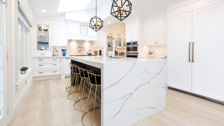 Marble waterfall countertop