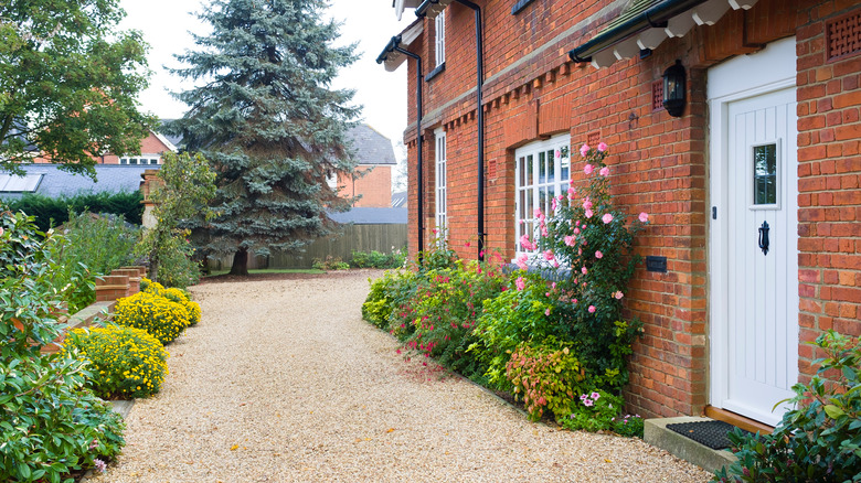 gravel driveway