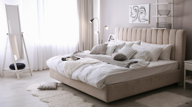 neutral bedroom