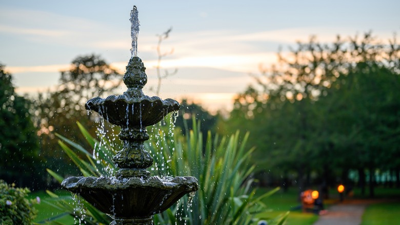 Garden fountain