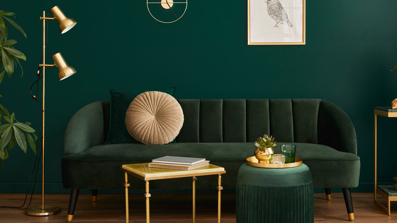 Green living room gold lamp