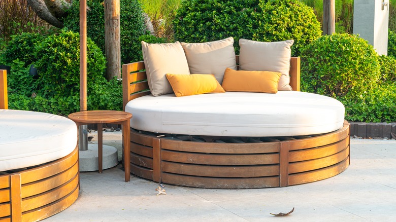 Cushions on a round outdoor couch