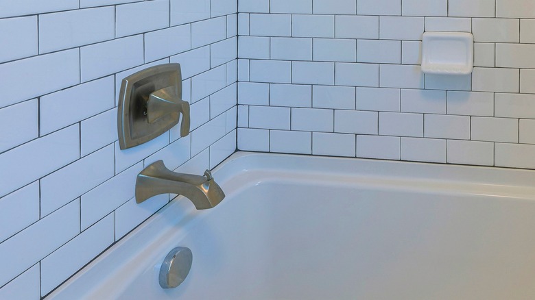 How to Clean Bathroom Tile and Grout