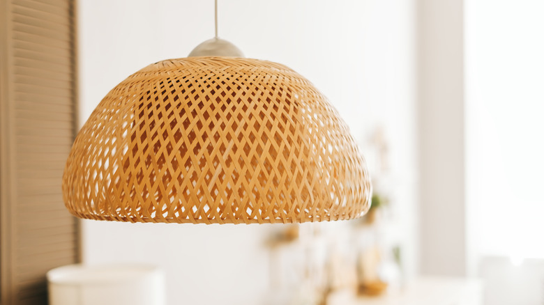 Wicker pendant light