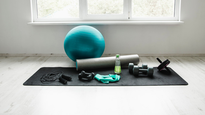 yoga mat ball and weights