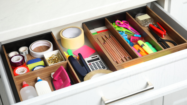 Organize Your Junk Drawer in No Time With These 3 Easy Steps