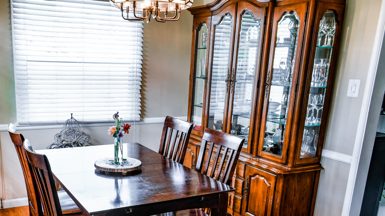 glass crystal china cabinet