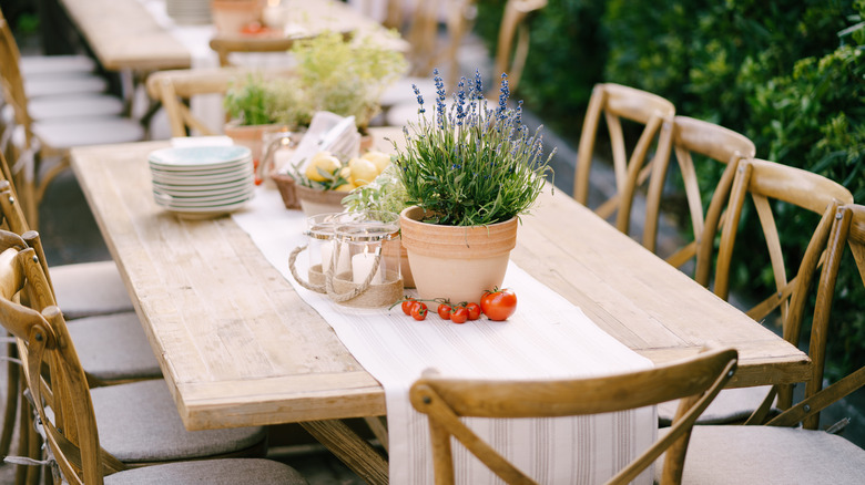 table runner on outdoor dining table