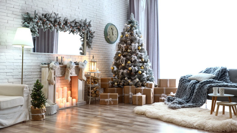 white garland above hanging mirror