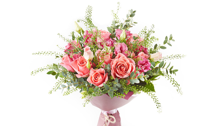 pink bouquet of flowers in vase 