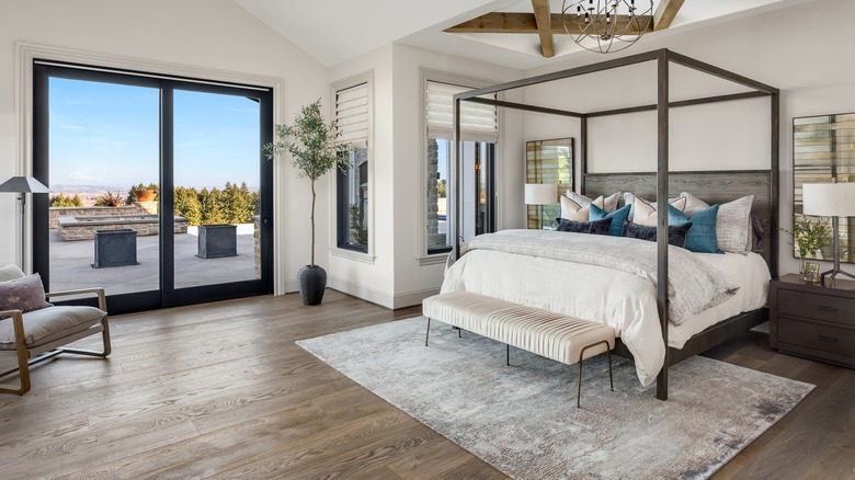 coastal bedroom with modern rug