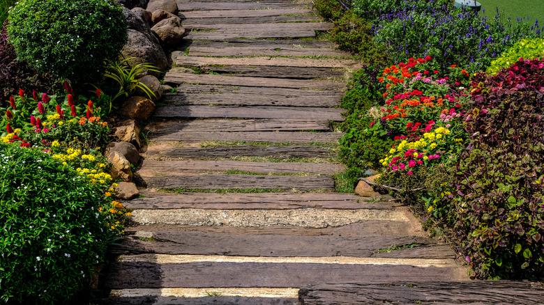 wood garden path walkway