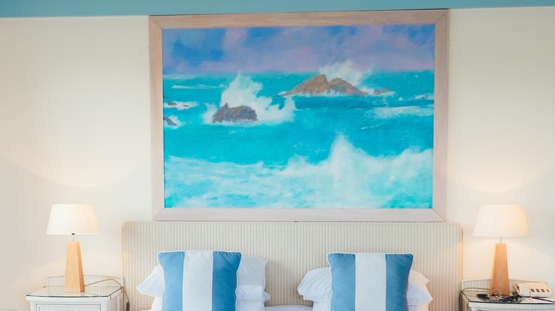 ocean painting above bed
