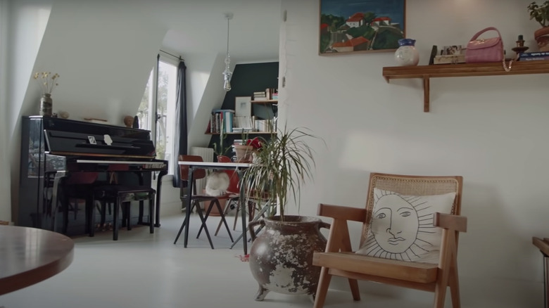 white walls in French apartment