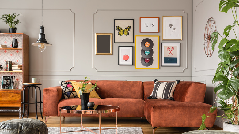 A gallery wall over couch