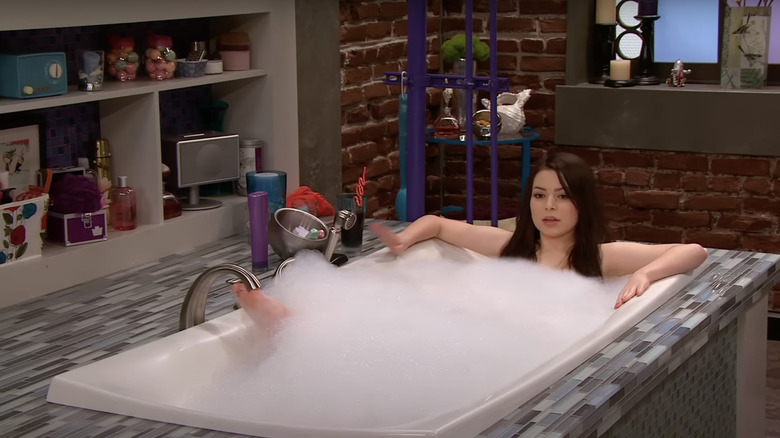 Carly in bubble bath