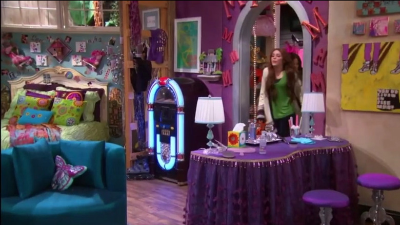 Hannah Montana bedroom girl's room