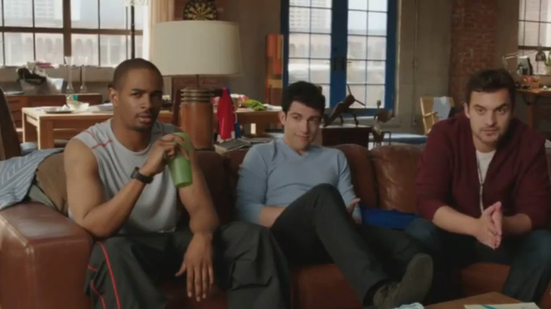 boys in New Girl living room