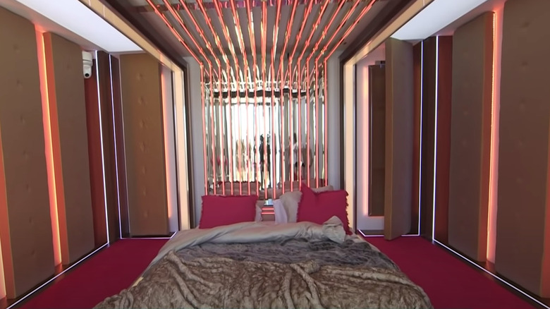 the bed in the hideaway 