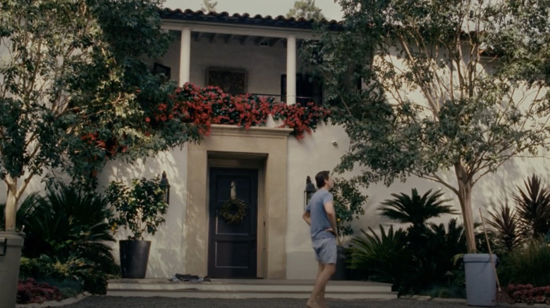 white spanish house in los angeles