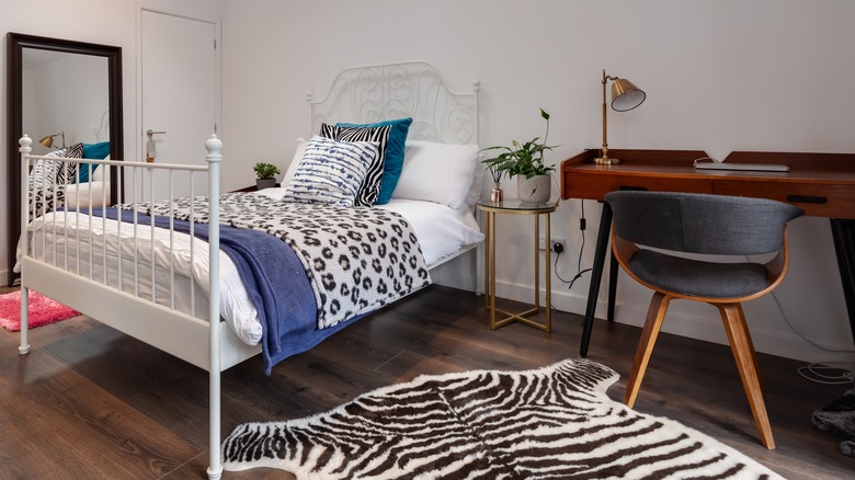 animal print bedroom