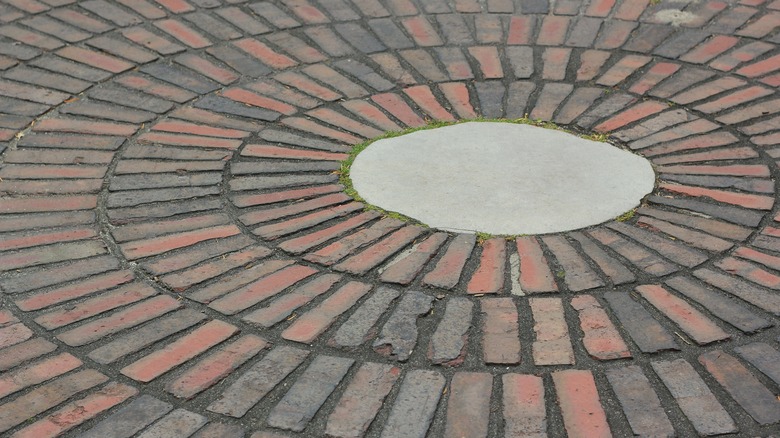 Pavers on a circular surface