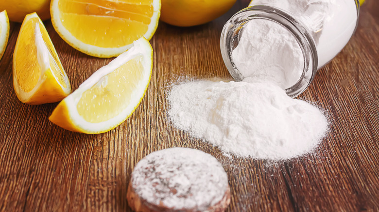 baking soda and lemon juice