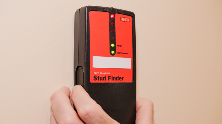 An electronic stud finder