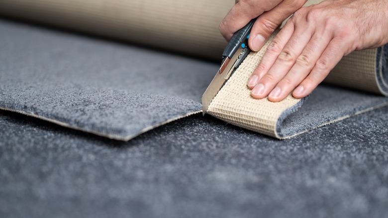 carpet cutting with knife