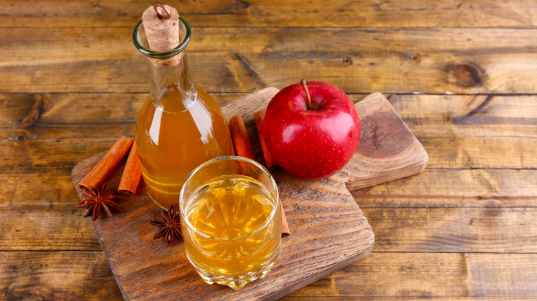 apple cider vinegar 