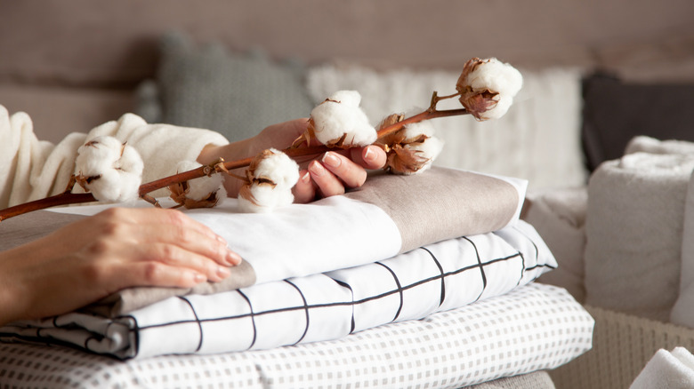 folded bed sheets with cotton