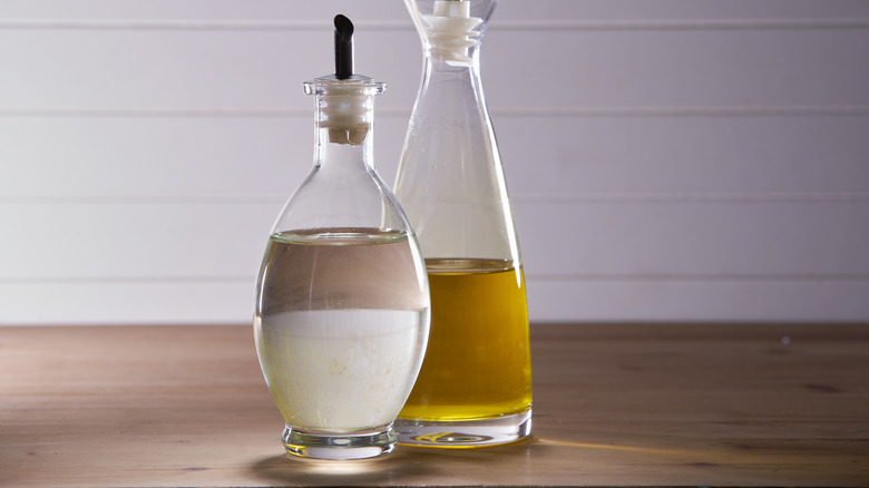 White vinegar and olive oil