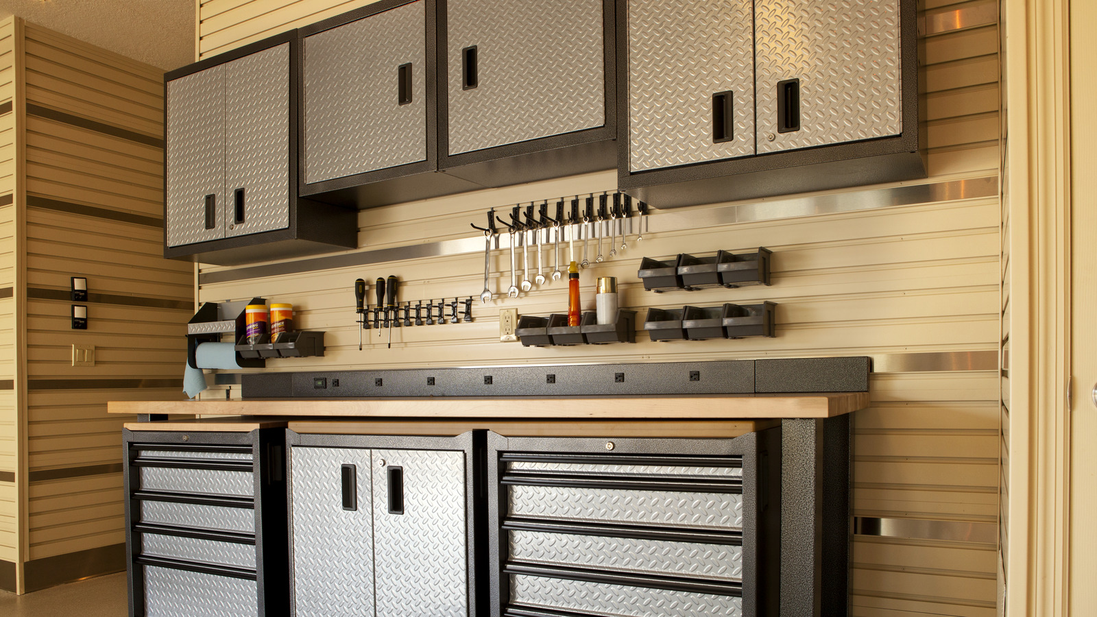 5 Expert Tips to Maximize Your Garage Storage - Smartly Organized